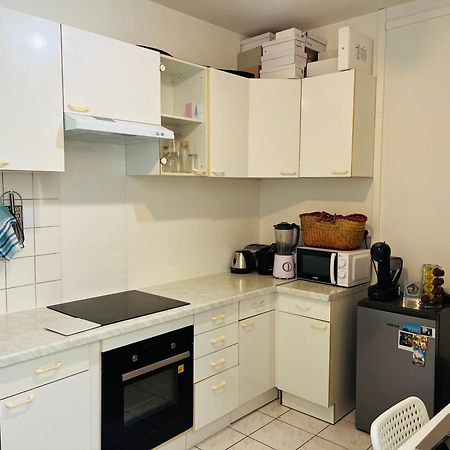 Apartment In Montmartre, Paris, Near Sacre-Coeur Read Host Profile For Booking Extérieur photo