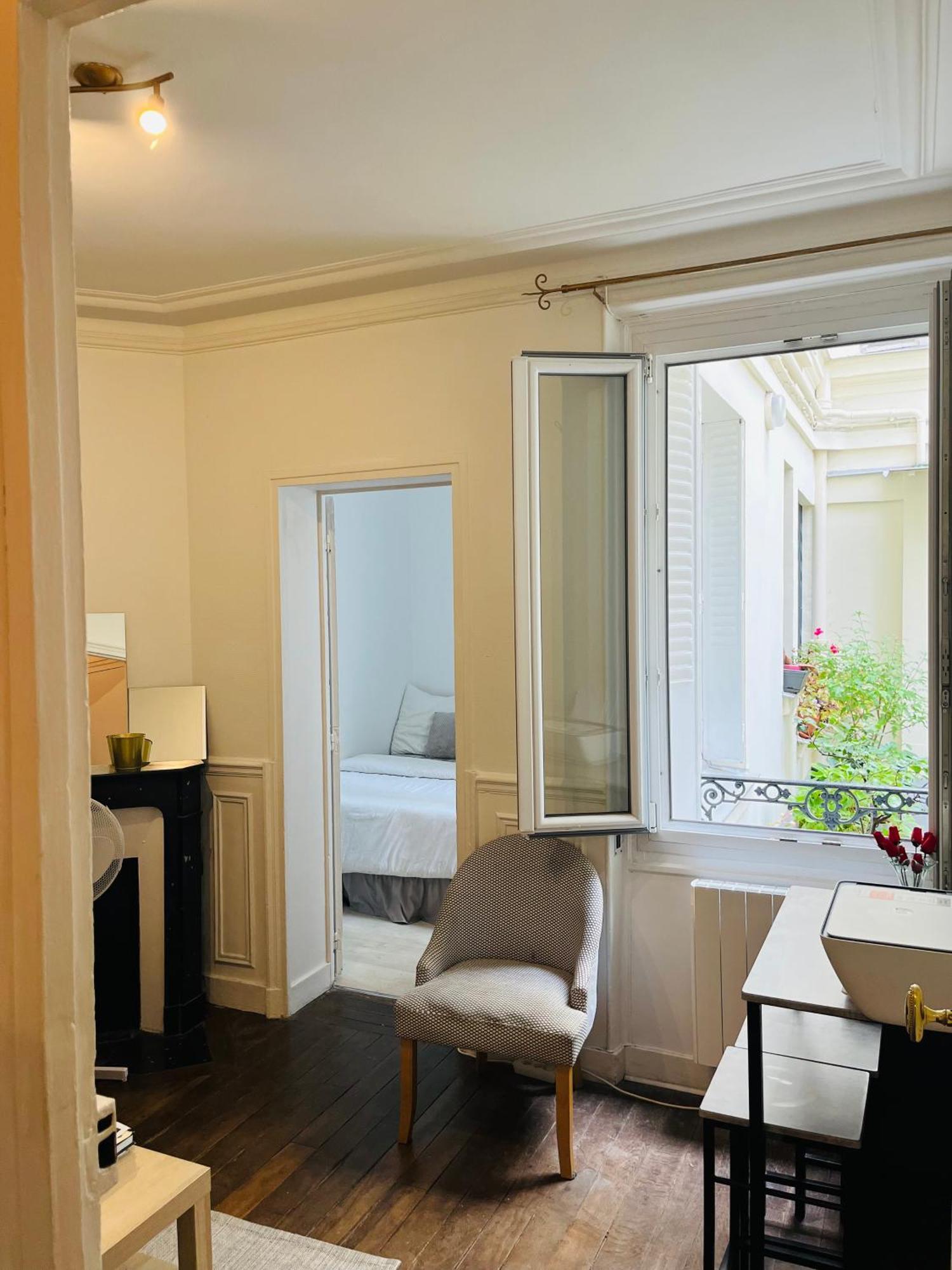 Apartment In Montmartre, Paris, Near Sacre-Coeur Read Host Profile For Booking Extérieur photo